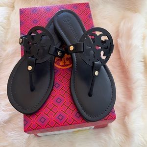 New in Box. Tory Burch Miller. Black Leather Size 8.5